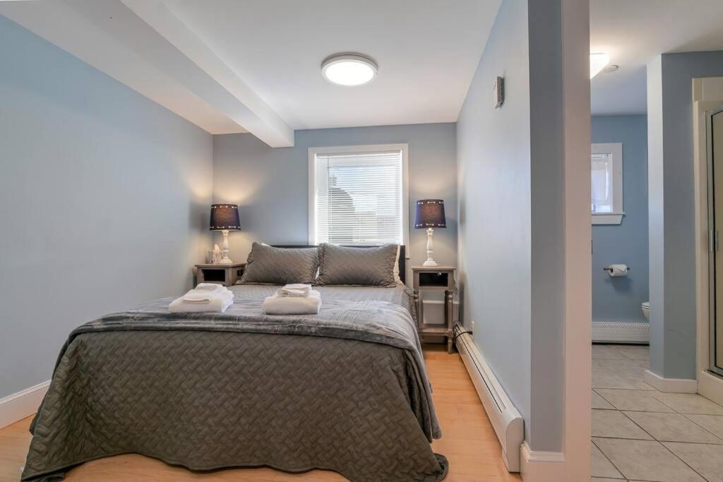 2Br Apt W/ 3 Min Walk To Downtown Swh - Low Tide 사우스웨스트하버 외부 사진