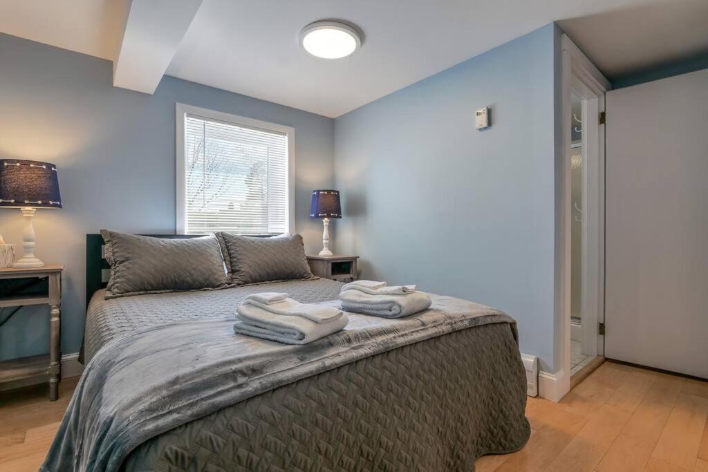 2Br Apt W/ 3 Min Walk To Downtown Swh - Low Tide 사우스웨스트하버 외부 사진