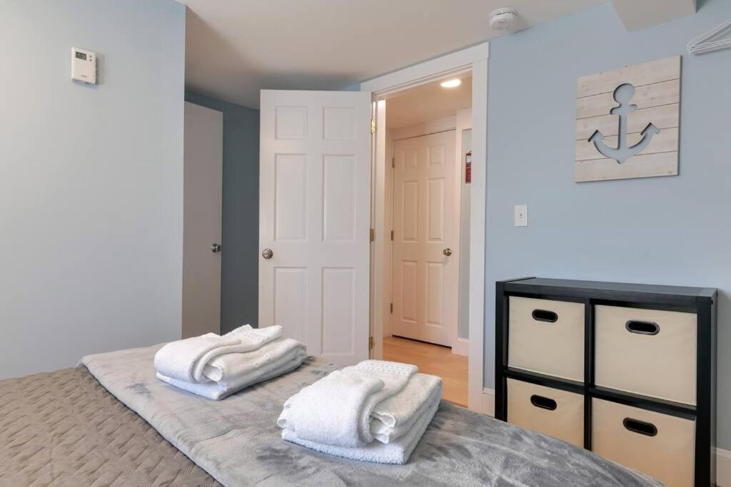 2Br Apt W/ 3 Min Walk To Downtown Swh - Low Tide 사우스웨스트하버 외부 사진